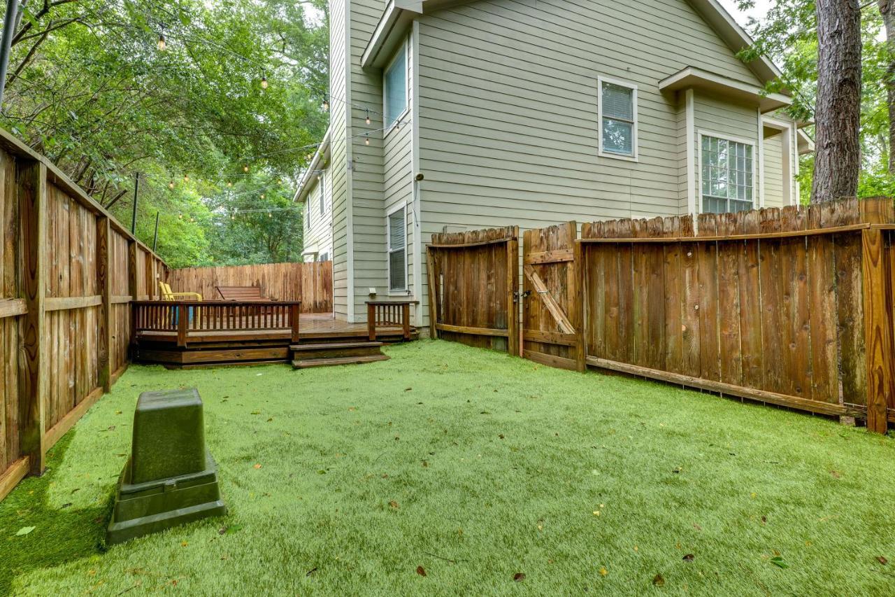 Modern Woodlands Townhome With Spacious Yard And Patio The Woodlands Εξωτερικό φωτογραφία